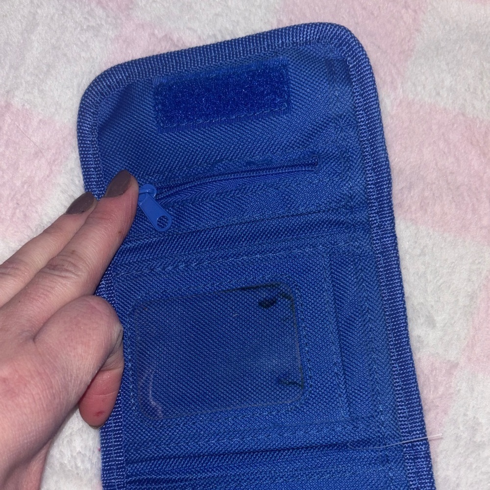 SpongeBob SquarePants Blue Kids Wallet - Picture 5 of 6